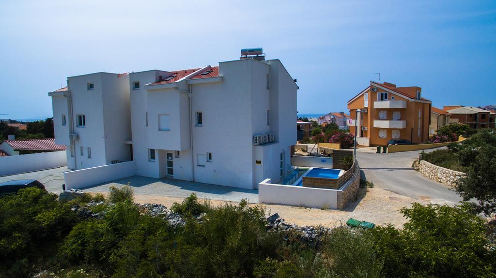 Villa Jasmina Novalja Exteriör bild