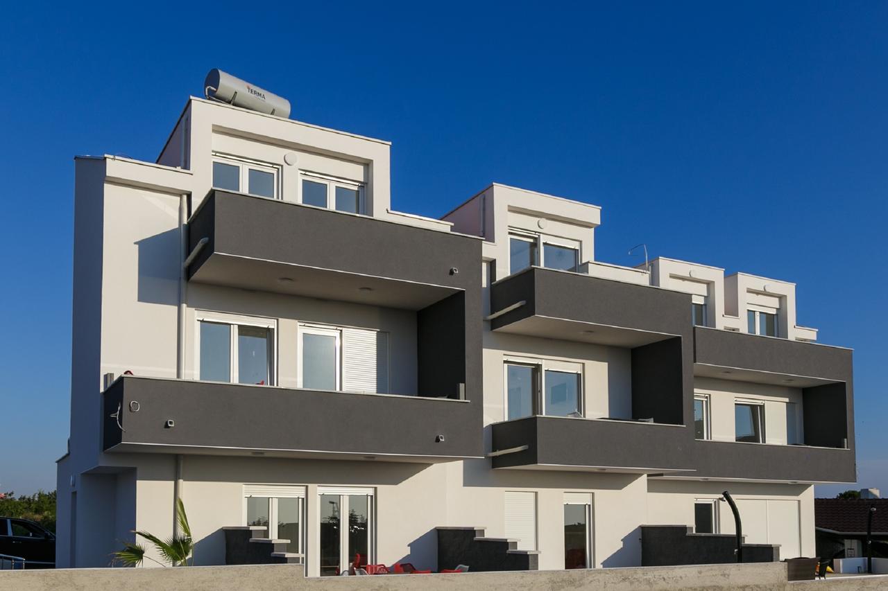 Villa Jasmina Novalja Exteriör bild